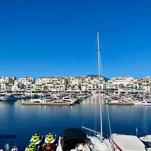 Luxury Puerto Banus Penthouse With Parking & Wi-fi Appartamento